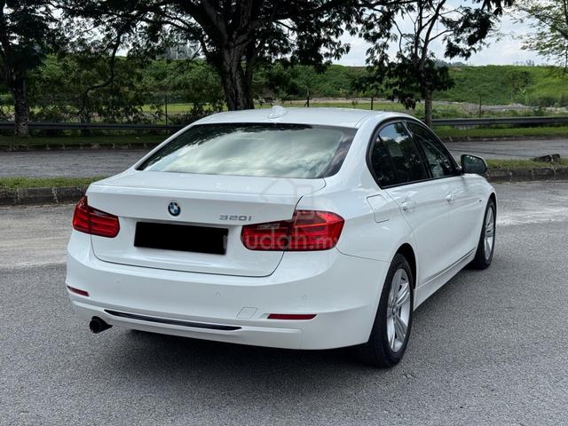 2015Bmw 320i 2.0 SPORT LINE (CKD) (A) F30 WARRANTY - 2