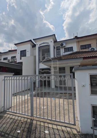 Bukit Indah/ Double Storey/ Partially Furnish/ Got Aircond/ Auto Gate 1