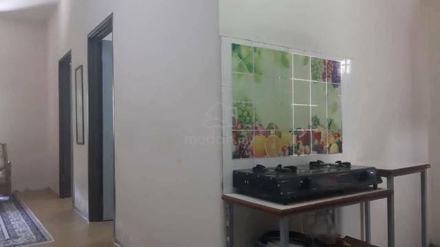 Pangsapuri Seri Mewah (Blok D) 1
