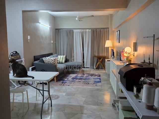 Sri Pelangi Condominium 1