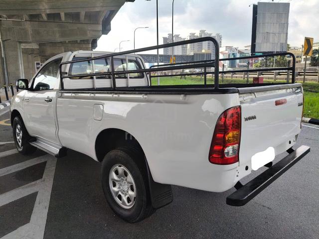 2011 Toyota Hilux 2.5 (M) Single Cab 4WD - 4