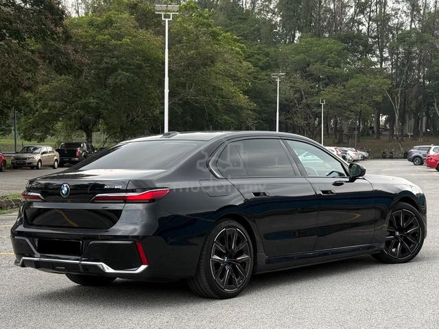 1.8k mil & 360 BMW RPOT Bmw I7 XDRIVE60 Warty 2030 - 2