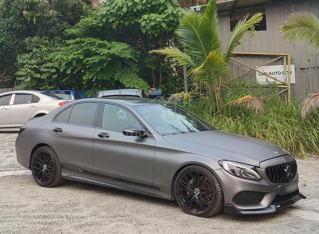 2019 Mercedes Benz C200 AMG LINE 2.0 FREE WARRANTY - 1