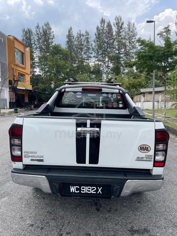 Lowest Milage 2016 Isuzu D-MAX 2.5 4x4 (A) - 4