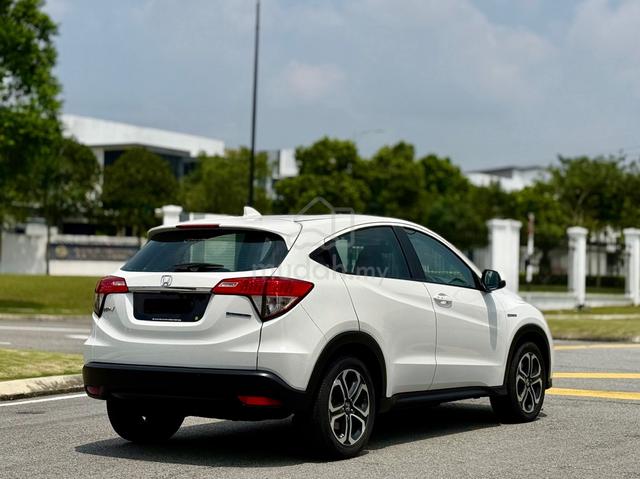 -2019- Honda HR-V 1.5 HYBRID FACELIFT (A) FULL SER - 3