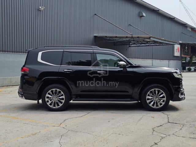 2023 Toyota LANDCRUISER 3.4 ZX BLACK INTERIOR - 4