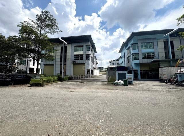 LIMITED! Large Land! 3 Storey Semi D Factory Warehouse! Subang Jaya 1