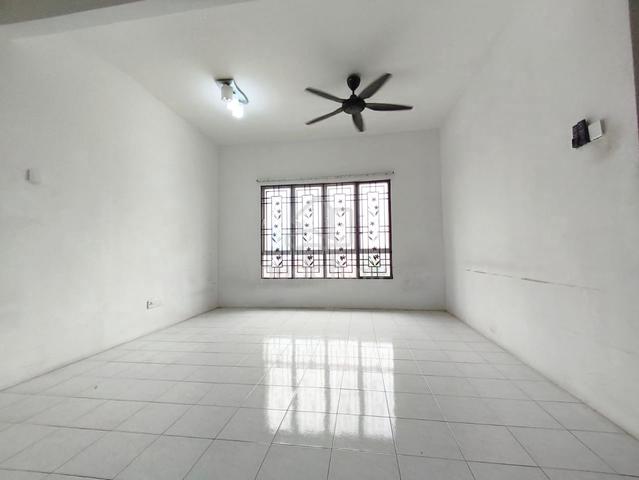 Villa Tropika (Bangi) 1