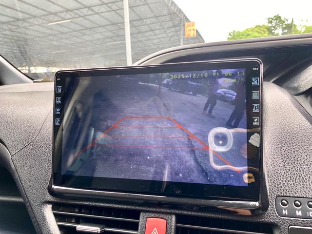 2017 Toyota VOXY 2.0 ZS KIRAMEKI (A)3Year Warranty - 5
