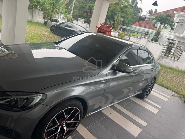 2017 Mercedes Benz C-CLASS 2.0 200 AMG LINE (CKD) - 2
