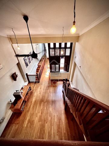 A Refurbished 2½ Storey Heritage Shophouse on Tye Sin Street 1
