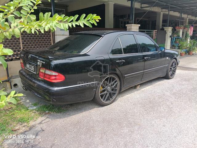 1998 Mercedes Benz E-CLASS 2.0 200 CLASSIC (CBU) - 2