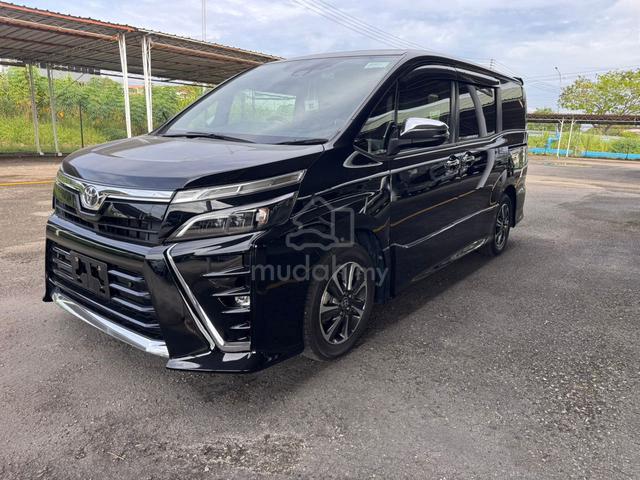 2021 Toyota VOXY 2.0 ZS KIRAMEKI III (A) - 1