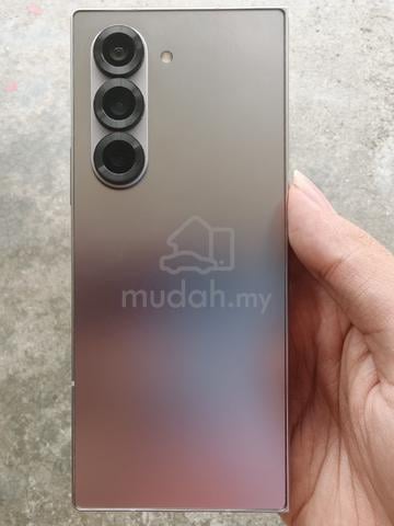 Samsung Galaxy Z Fold6 - photo 4 of 4