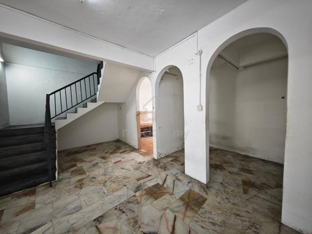 Double Storey House @ Taman Pertama, Taiping – For Sale 1