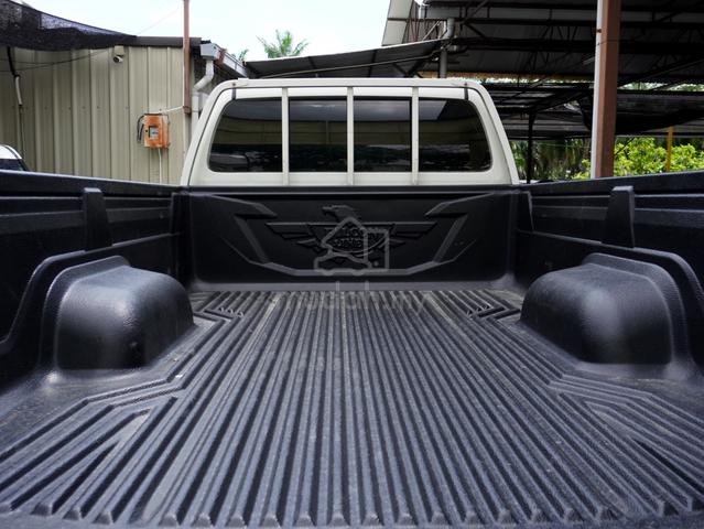 2023 Toyota HILUX 2.4 MT #SINGLECAB - 5