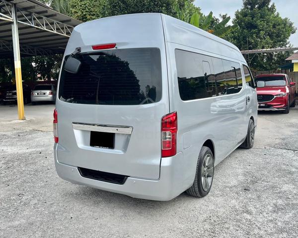 LKDAI 2018 Nissan URVAN 2.5 HIGHROOF E26 FL 12Seat - 2