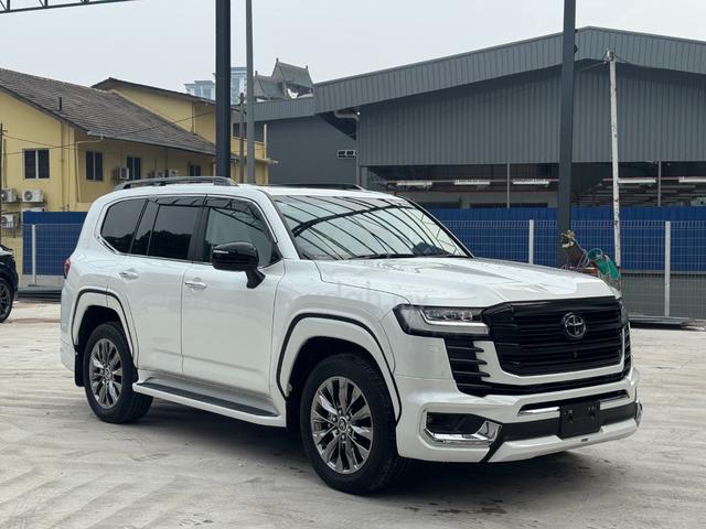 2023 Toyota LANDCRUISER LC300 ZX MODELISTA GRADE5A - 2