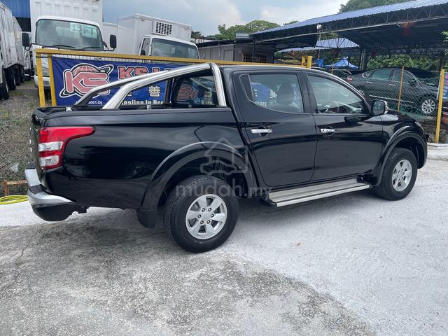 Mitsubishi TRITON 2.5 VGT 4x4 (M) BOLEH LOAN KEDAI - 2