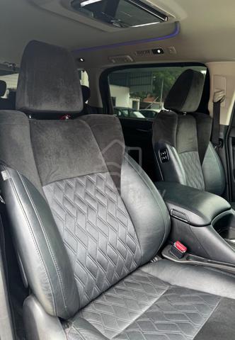 Toyota Vellfire 2.5 Modellista Black Interior - 4