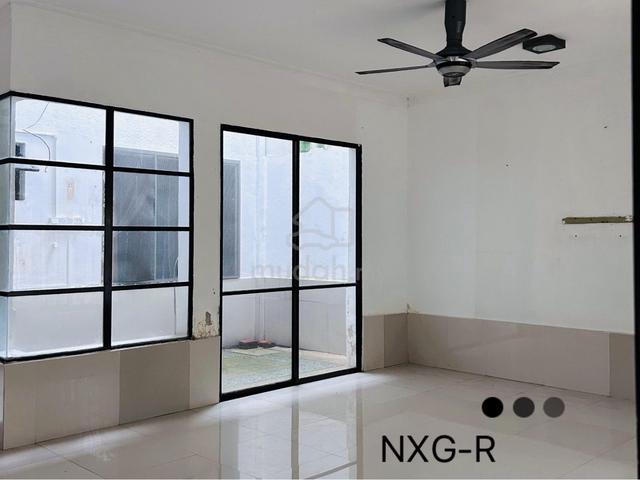 Bukit Jelutong Tiang Seri Double sty Superlink 24*90sqft Nice unit for 1