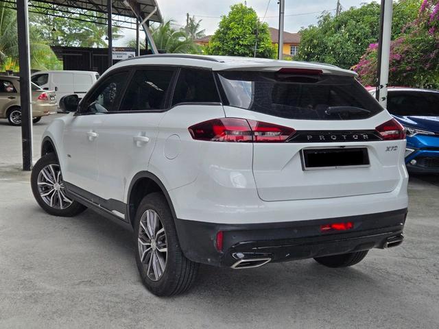 2022 Proton X70 1.5 EXECUTIVE TRUE YEAR LOW MILE - 2