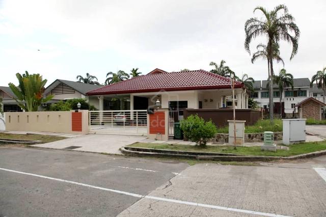 Bukit Sepanggar Bangalow 1