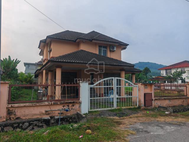 Taman Tasik Semenyih 29 TTS 5/4 Leasehold Bungalow House For Sale 1