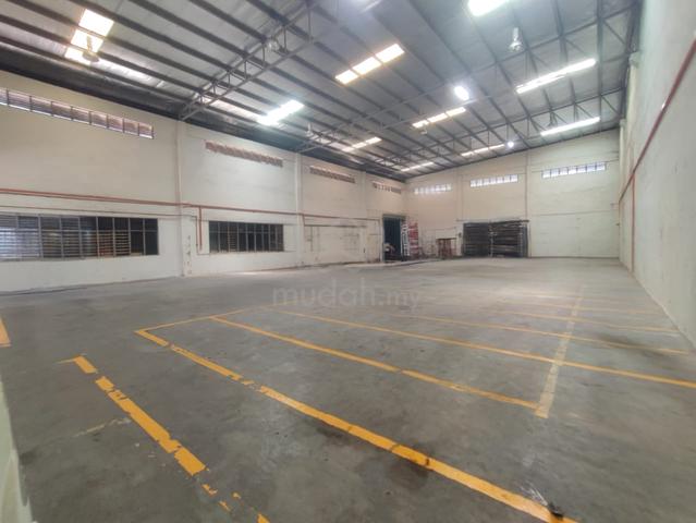 Desa Cemerlang 1.5 Storey Semi Detached Factory for Sale 1