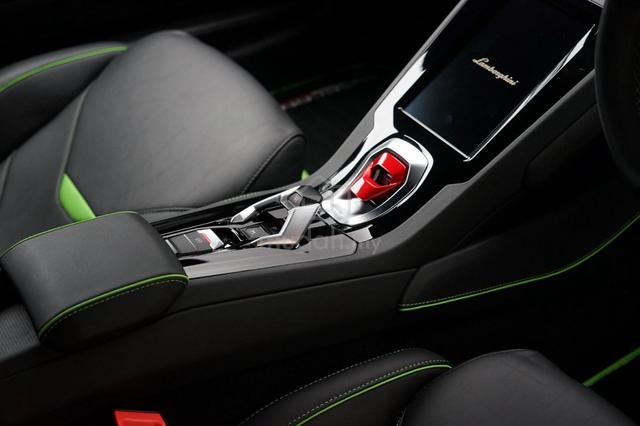 2021 Lamborghini HURACAN 5.2 LP 640-2 EVO COUPE - 4
