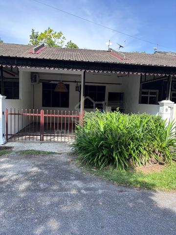 Teres Setingkat Tengah Taman Pokok Mangga Melaka 1