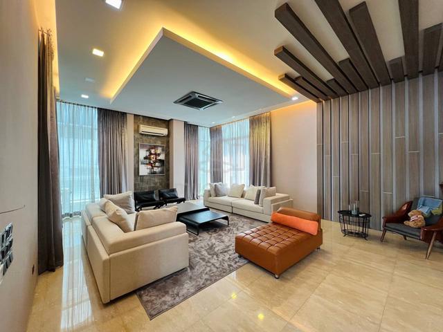 Bungalow Corner Lot Huge Land with Swimming Pool Seksyen 7 VIP Area 1