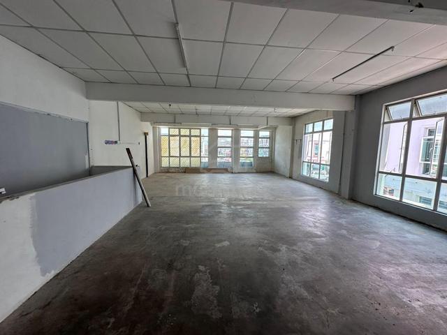 2 Storey Shoplot For Rent @ Taman Merdeka Permai nr Malim Cheng 1