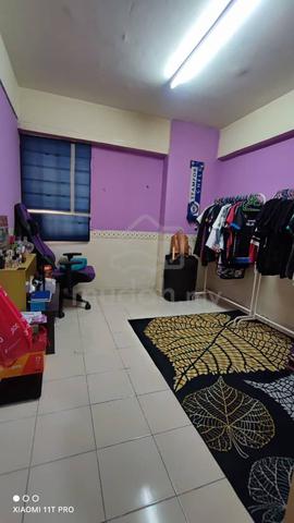 Pangsapuri Putra Damai 4