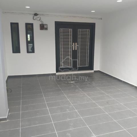 Jalan Bayan Megah Ria Double Storey Low Cost Sale Permas 1