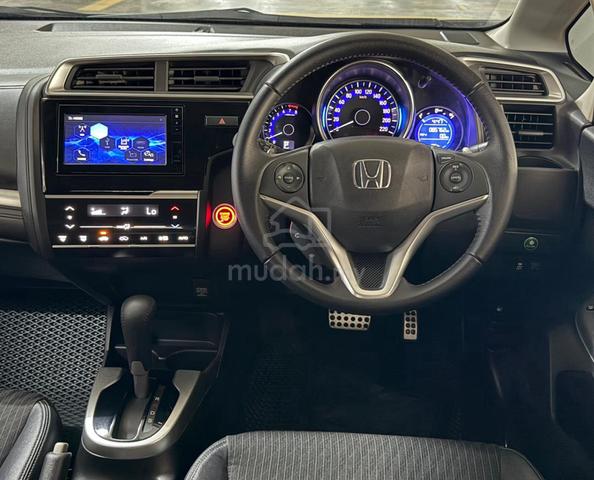 Honda JAZZ 1.5 V (PADDLE SHIFT) HONDA SERVICE BOOK - 5