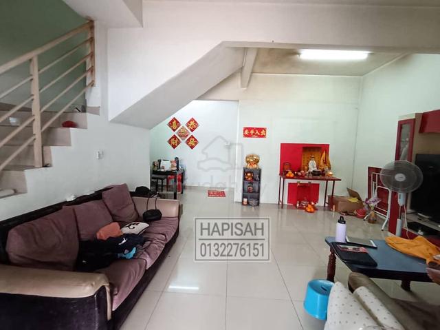 Freehold, 3 storey terrace, Taman Sri Putra 3, Sungai Bulohj 4
