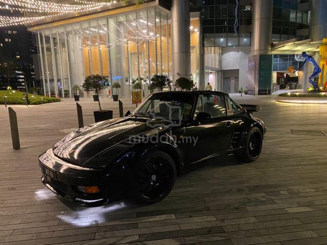 1982 Porsche 911 SC Targa 930 Converted 935 Turbo - 3
