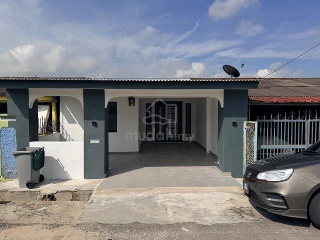 Ulu Tiram Kampung Kiambang Jalan Melor L.Cost Single Storey House 1