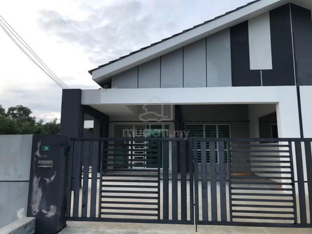 Taman Lahat Sentosa, Lahat ( Mosey Hill ) 1