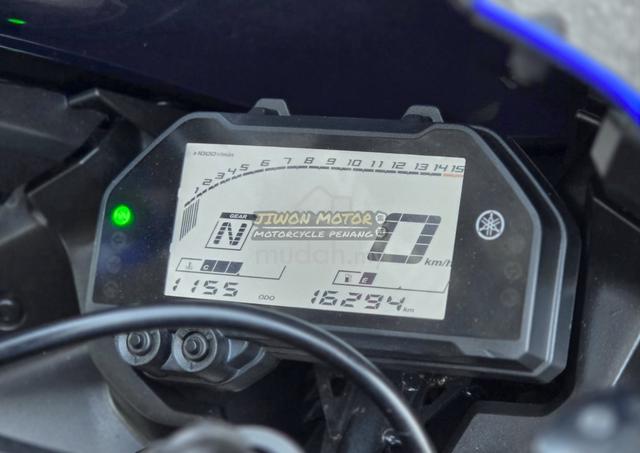 Yamaha YZF R25 2021/22 (Mileage 16k + MICHELIN) - photo 11 of 13