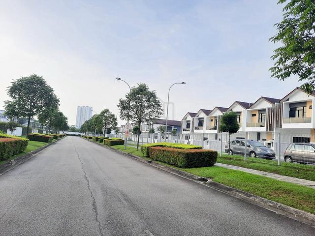 Bukit Indah Fully Furnished Room For Rent!!! Near Aeon Jusco, Tesco!!! 1
