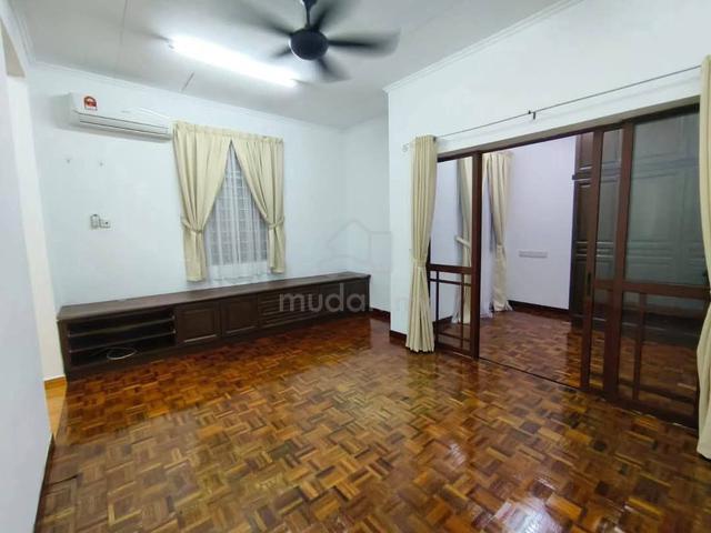 FACING OPEN 2 Storey SUPERLINK Putra Indah Seksyen 9 Putra Heights 5