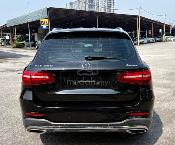 Mercedes Benz GLC250 4MATIC 2.0 AMG-LINE - 3