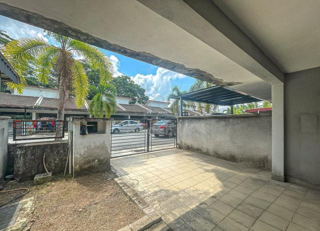 ‼️LANDED‼️1-Storey Terrace Taman Merpati Olak Lempik, Banting 1