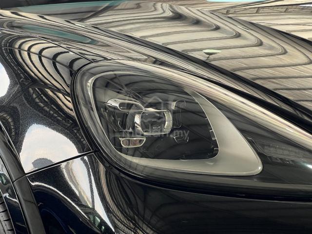 2019 Porsche CAYENNE 4.0 TURBO (A) Free Warranty - 3