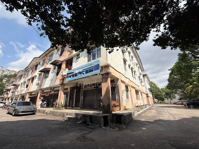 Sun City Park @ Bandar Selesa Jaya (Ground Floor) Corner Shop FOR RENT 1