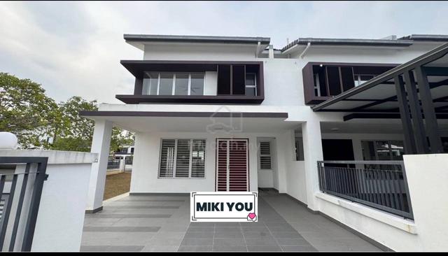 Starling Corner, 2 Storey Terrace, Bandar Rimbayu house For Rent 1