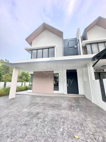 CORNER LOT Serenia Aiora, Serenia City Sepang READY TO STAY 1