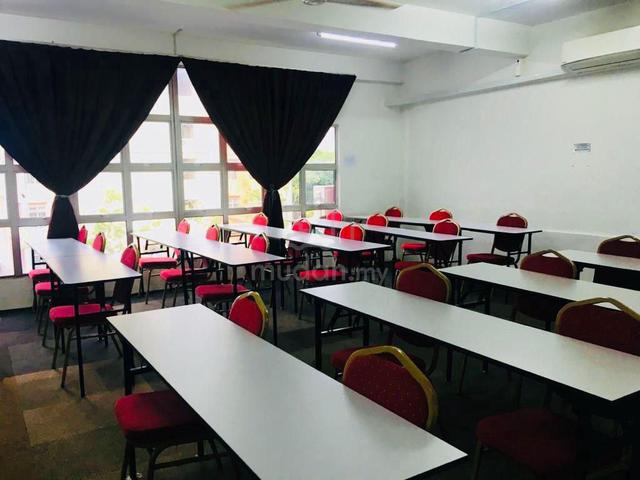 Bisnes Bilik Seminar untuk dilepaskan dan diambil alih 1